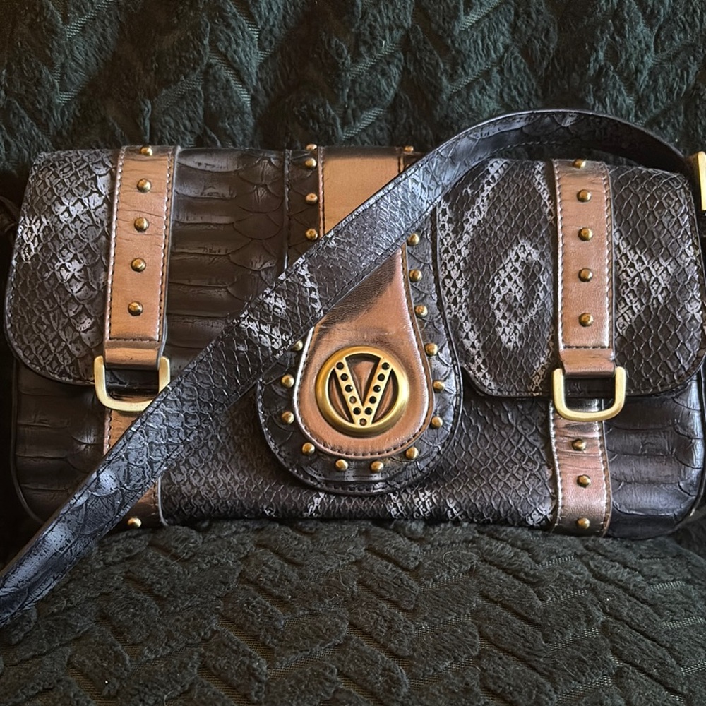 V-Emblem Black and Brown Women's Bag